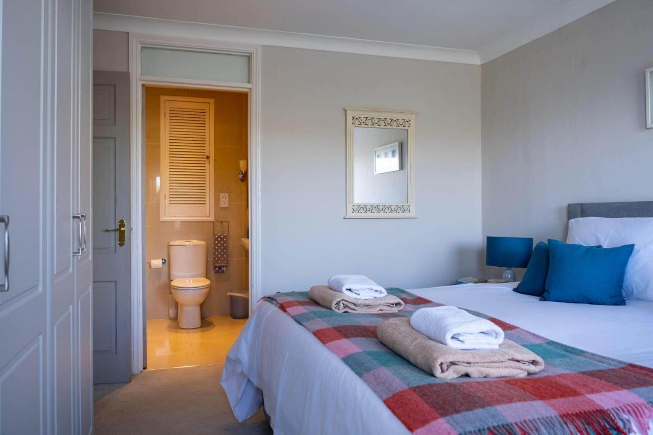 Needles Point Villa Milford on Sea Eksteriør billede