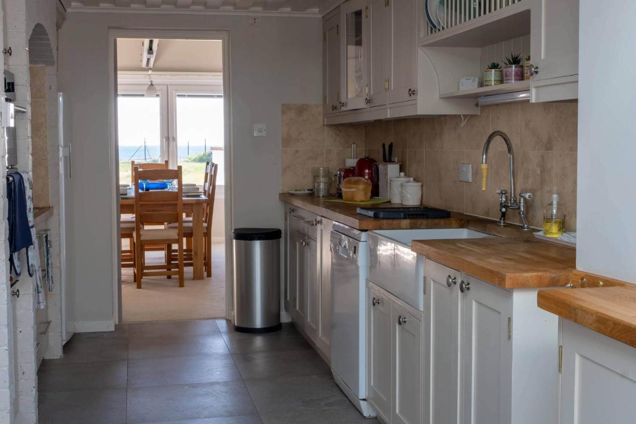 Needles Point Villa Milford on Sea Eksteriør billede