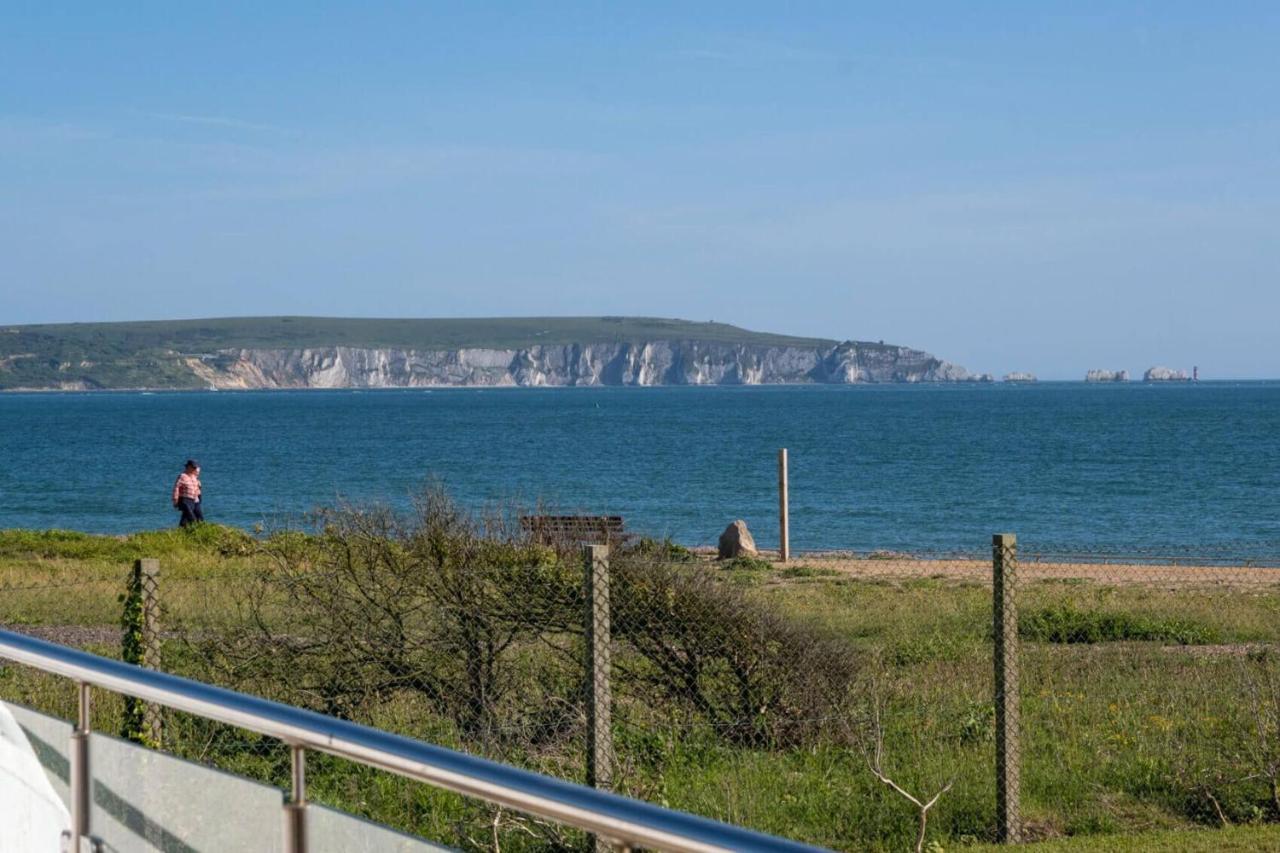 Needles Point Villa Milford on Sea Eksteriør billede