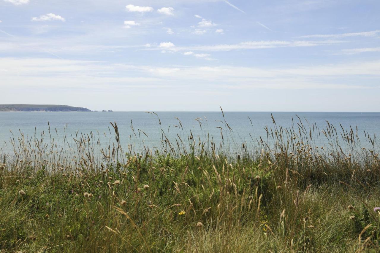 Needles Point Villa Milford on Sea Eksteriør billede